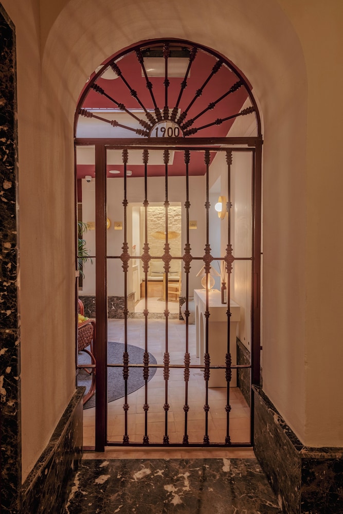 Lirium Casa Patio