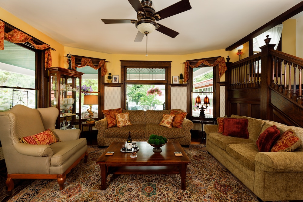 Sherwood Forest B&B