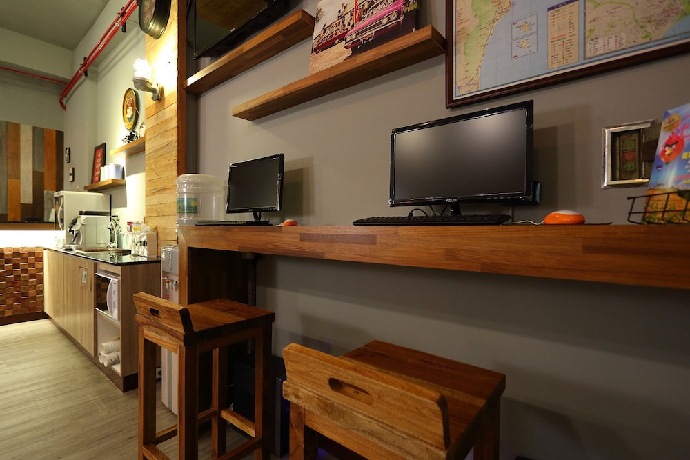 Corner House - Hostel