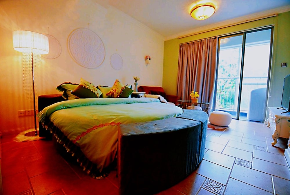 Avatar Green Queen Round Bed High Rise View Futian view 2