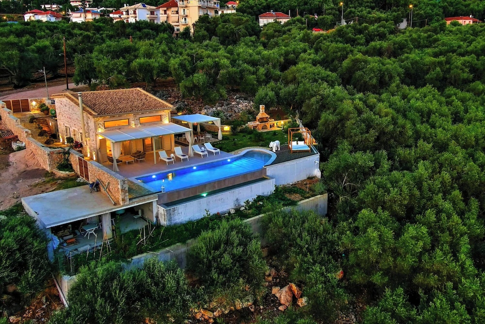 Horizon Blue Villa