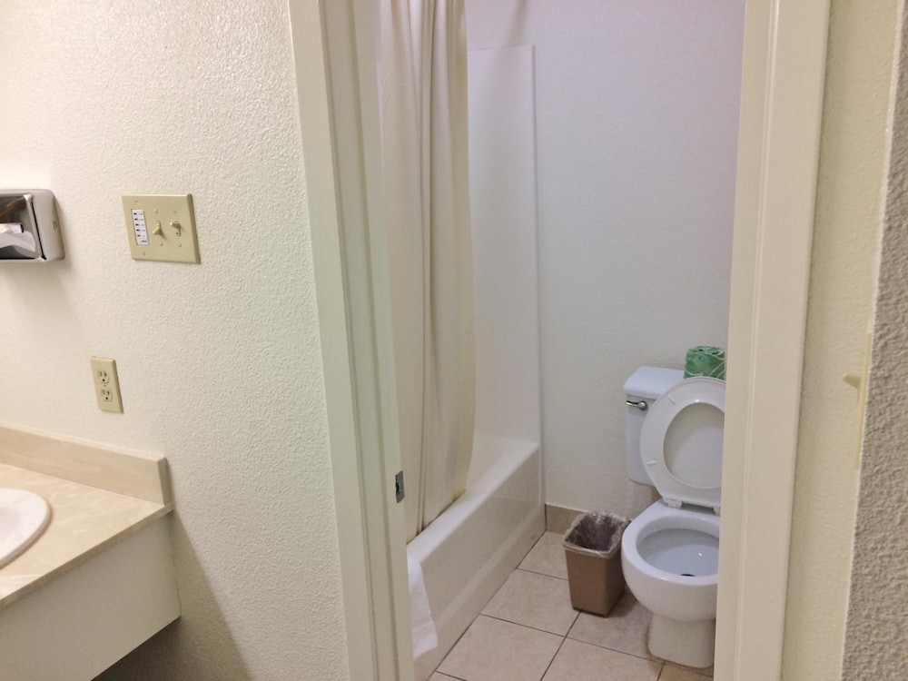 Photo 28