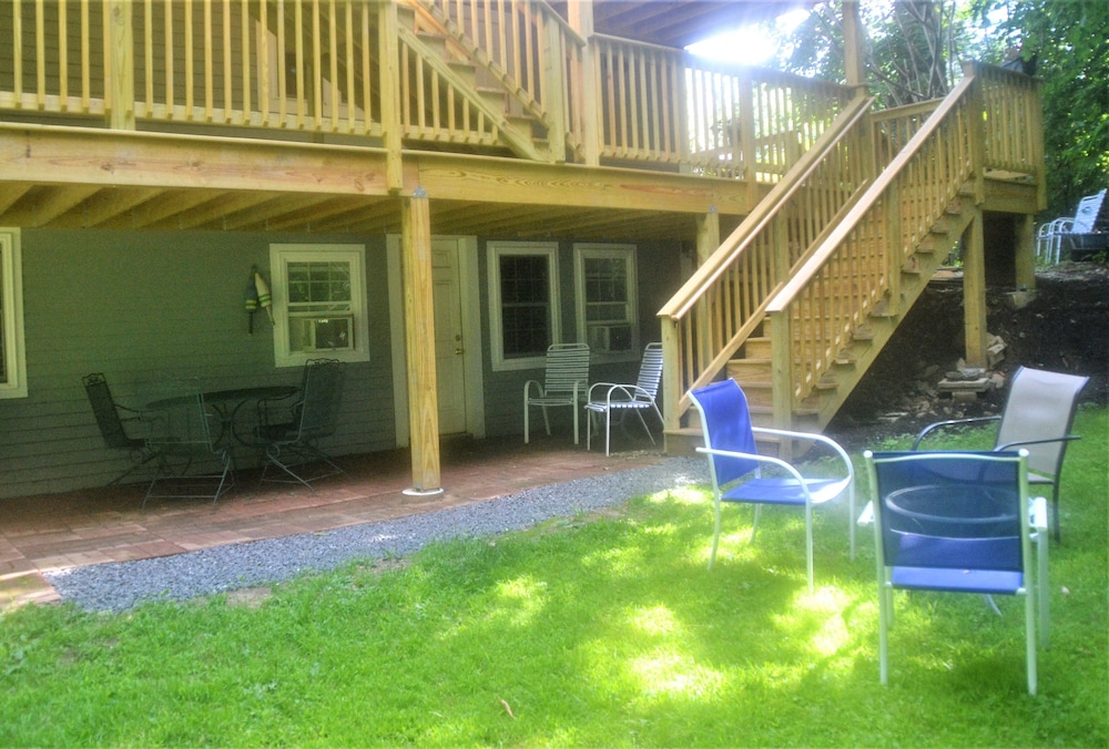 Moon Over Maine - Property Image 6