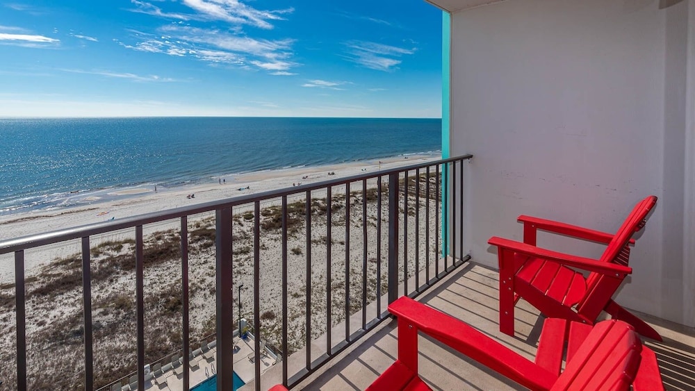Island Winds East 707 2 Bedroom Condo