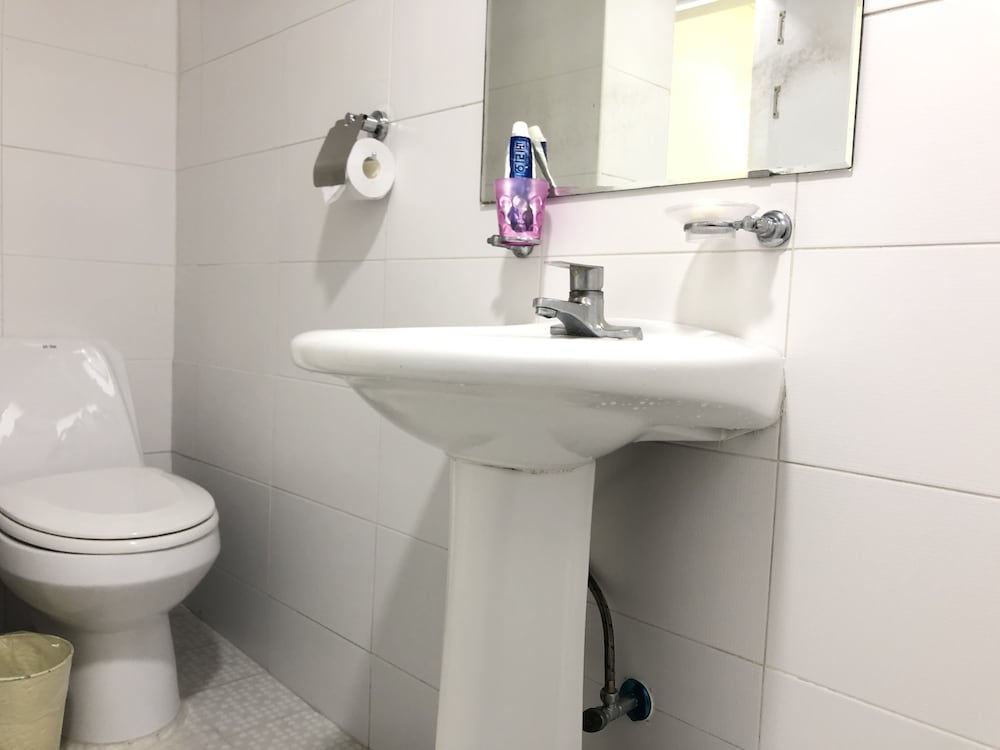 Slow Citi Guesthouse - Hostel
