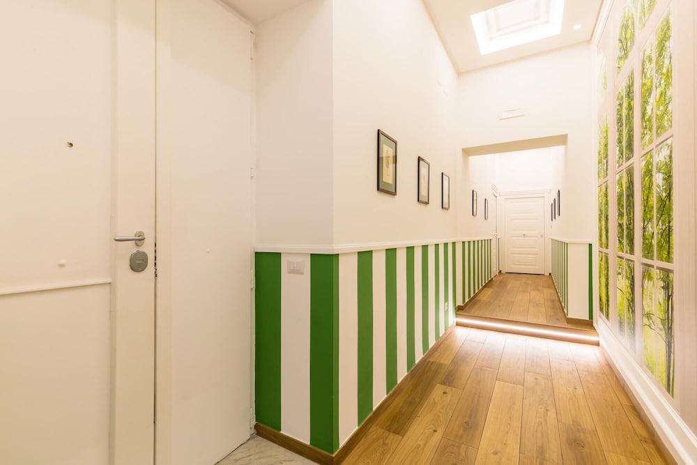 Vittorio Emanuele Modern Apartment I by Wonderful Italy