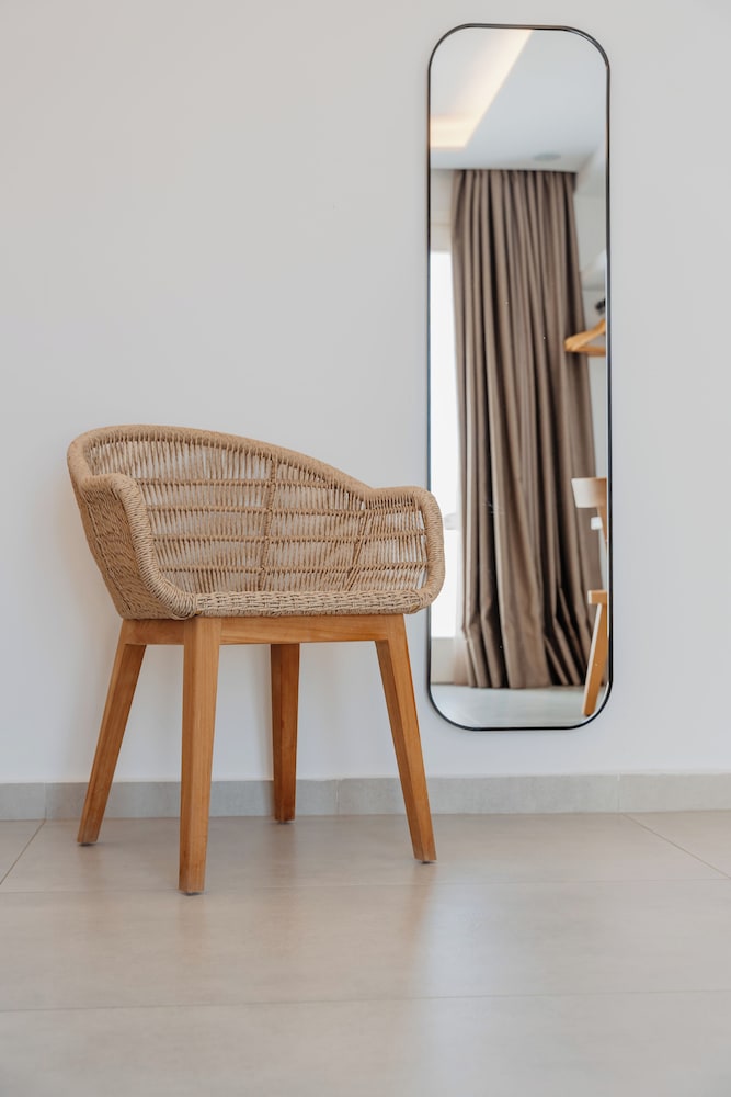 Oliving Mykonos Luxury Suites