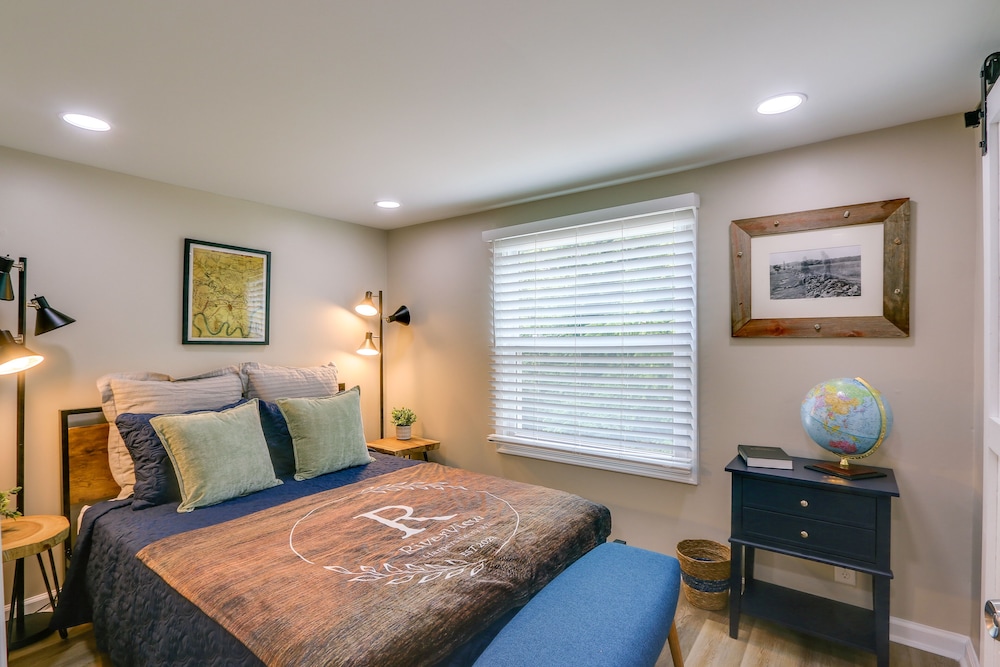 Harpers Ferry Home w/ Private Pool Hot Tub! - Property Image 27