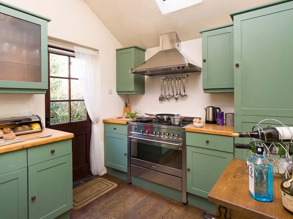 Poppy Cottage