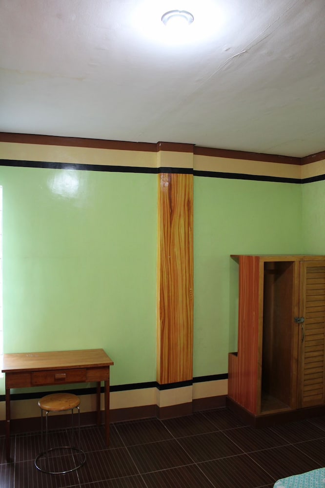 Agustin El Nido Inn