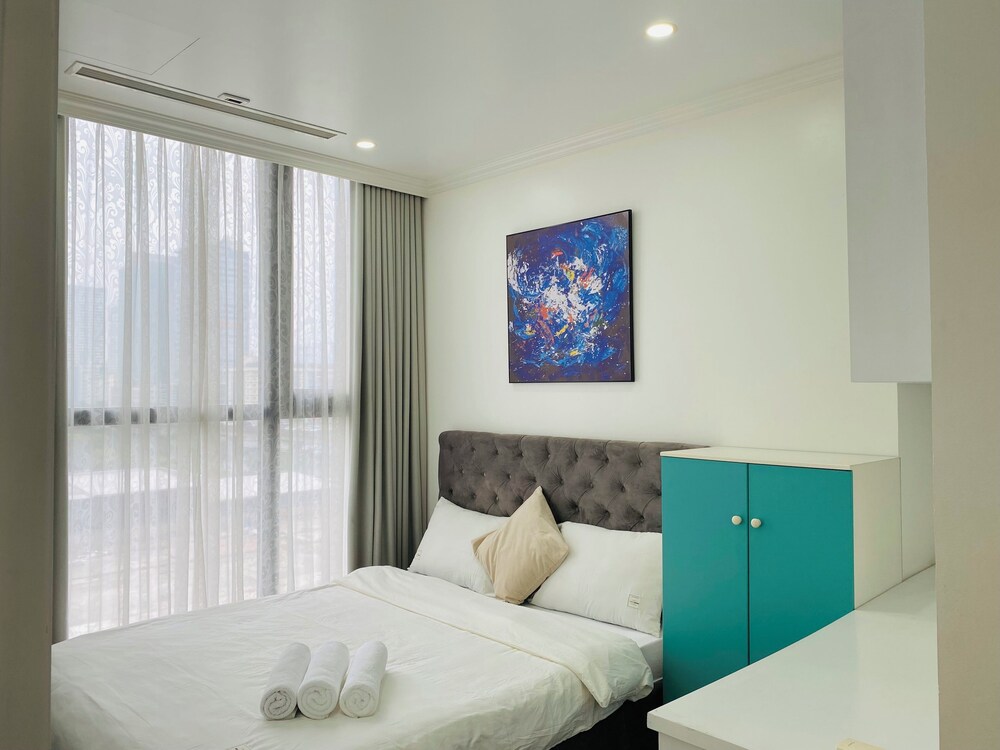 Vinhome SkyLake - Service Apartment