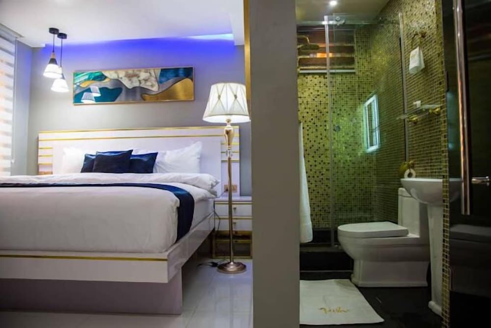 Royal Paradise Apartment