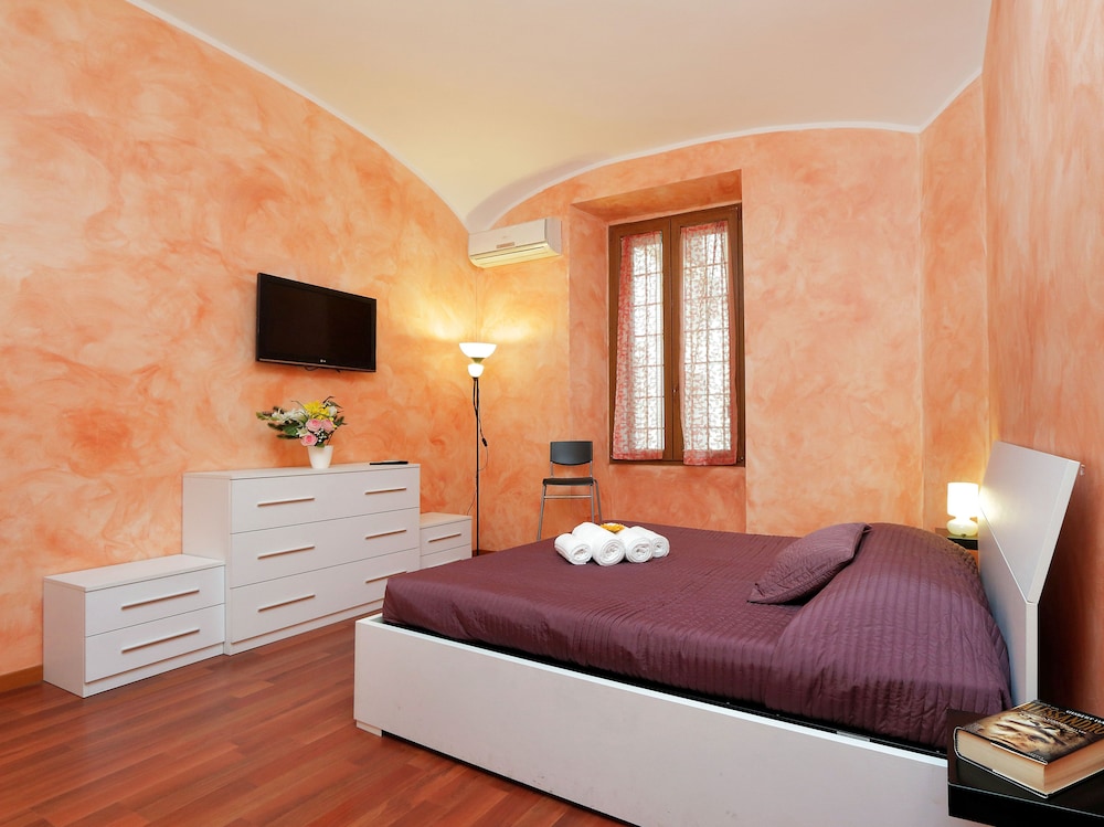 LuckyDomus Esquilino apartment