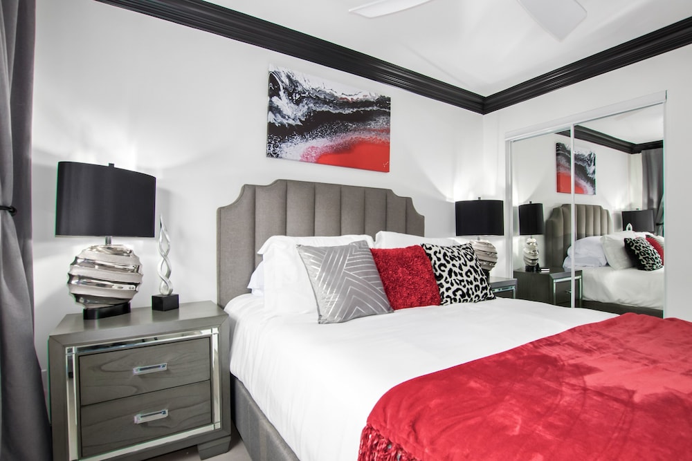 Modern Roose-pool Heat Available-hot Tub- Old Town