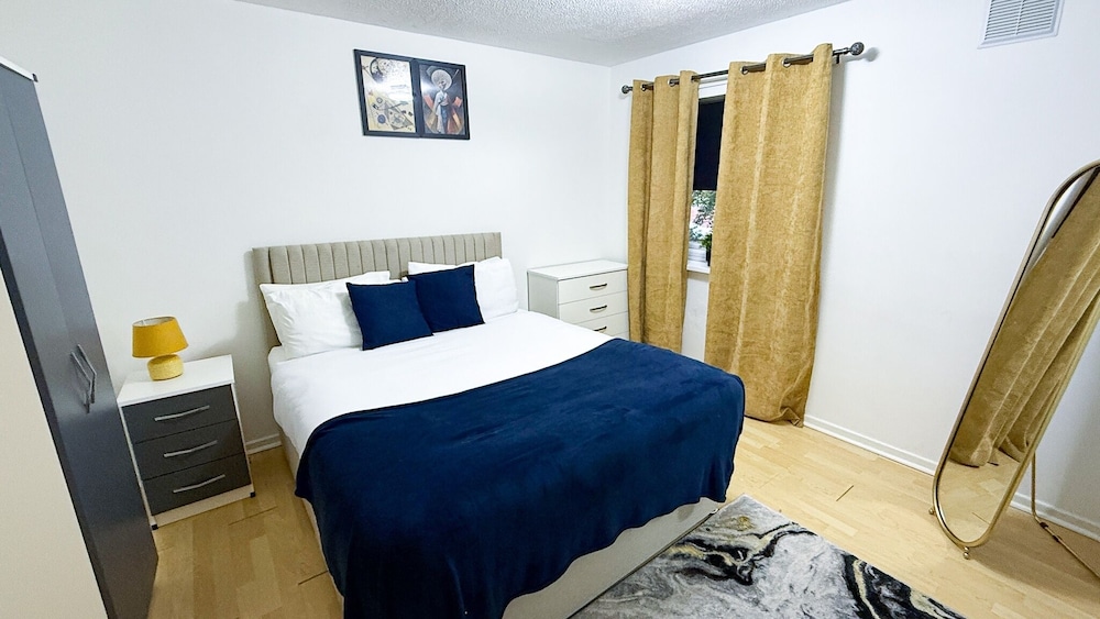 1br-freeparking -closetocentre -easytransportlinks