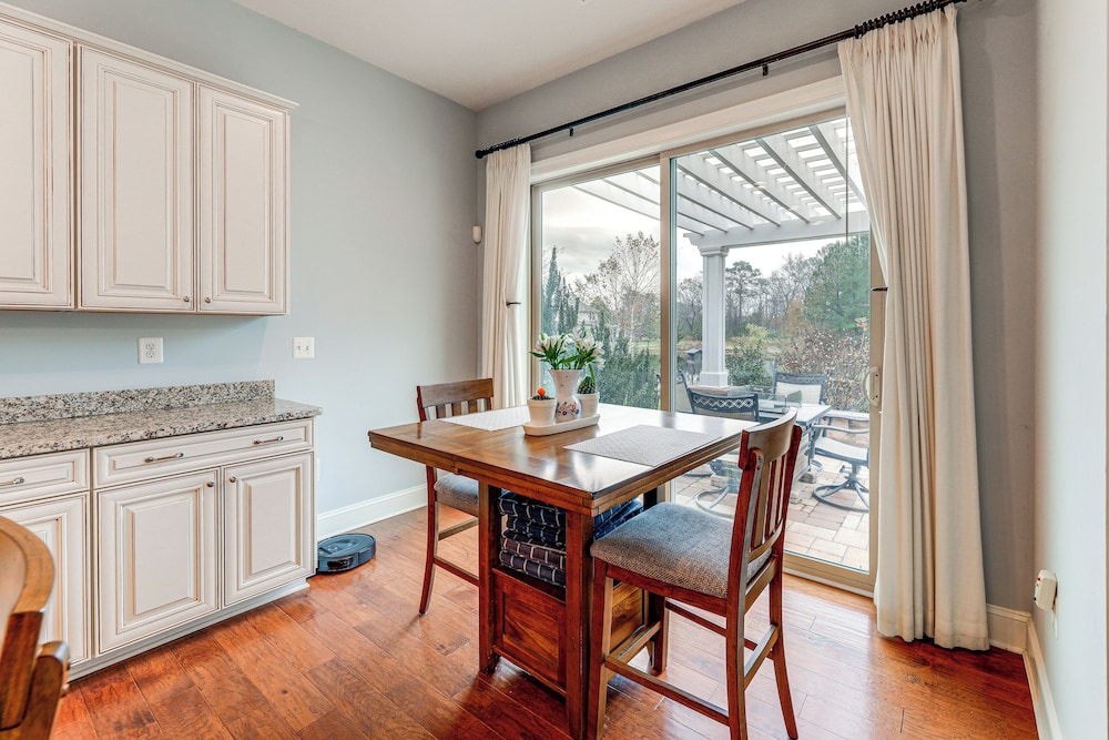 Communal Pools, 6 Mi to Bethany Beach! Family Home