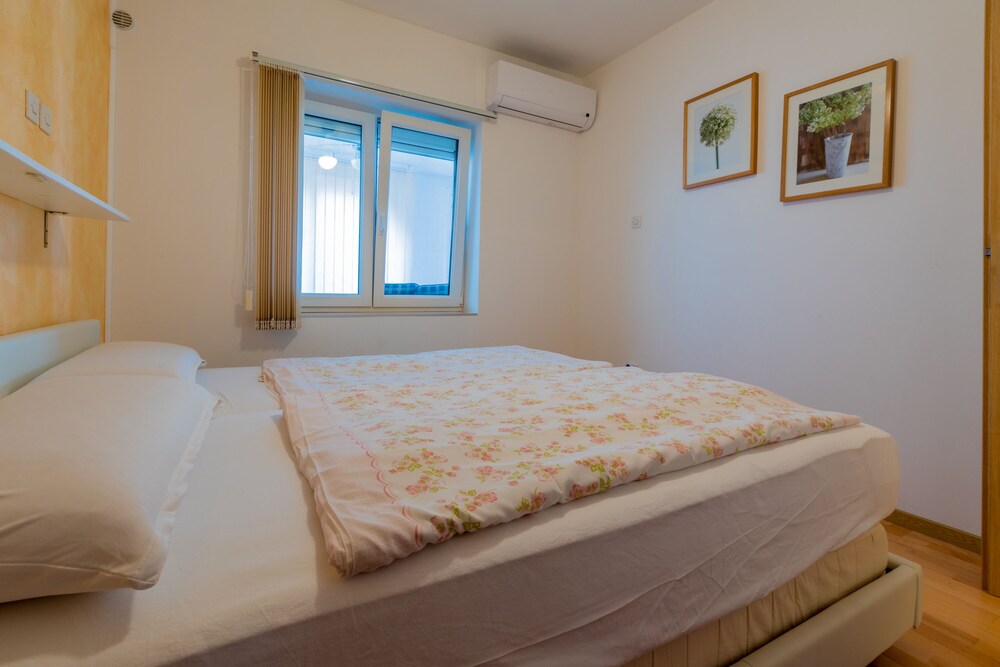 Apartment Mirjana view 5