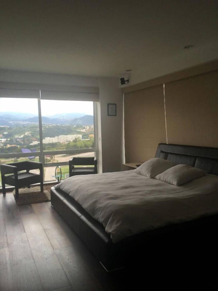Genial Departamento en Bosque Real view 4