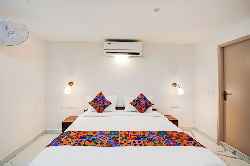 Fabhotel Srinidhi Stay Inn