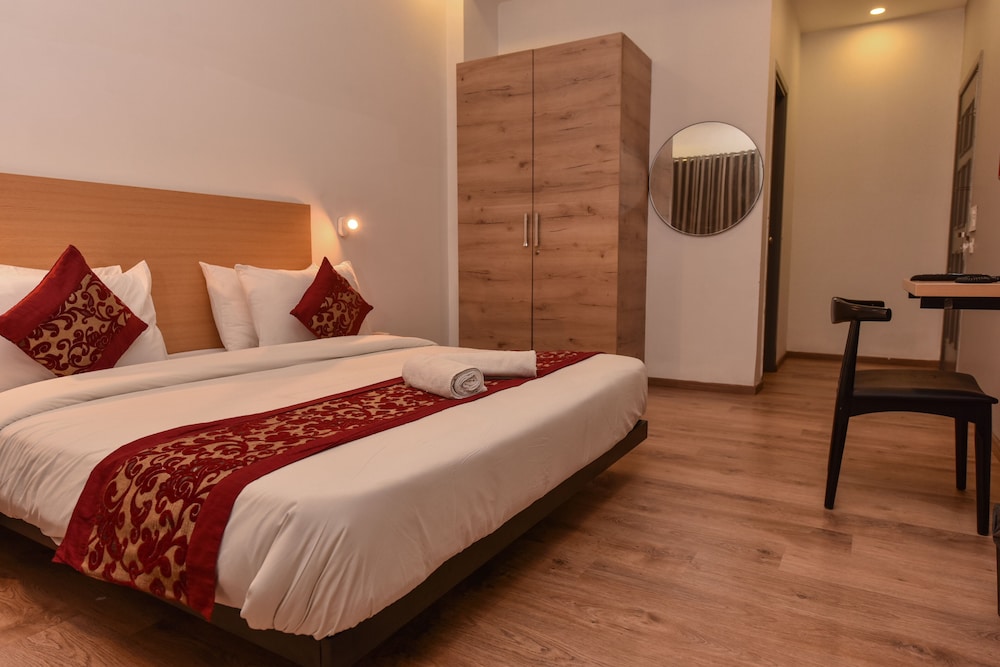 Hotel Red Saffron view 3