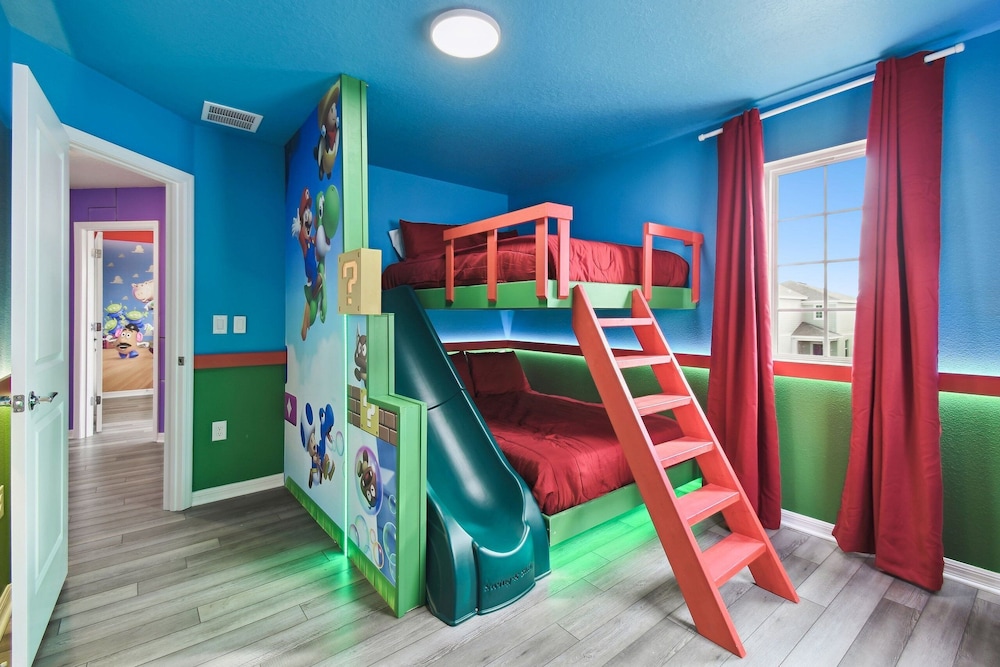 5 BD En-suites, Game Room, Pool, Sleeps 14, Disney