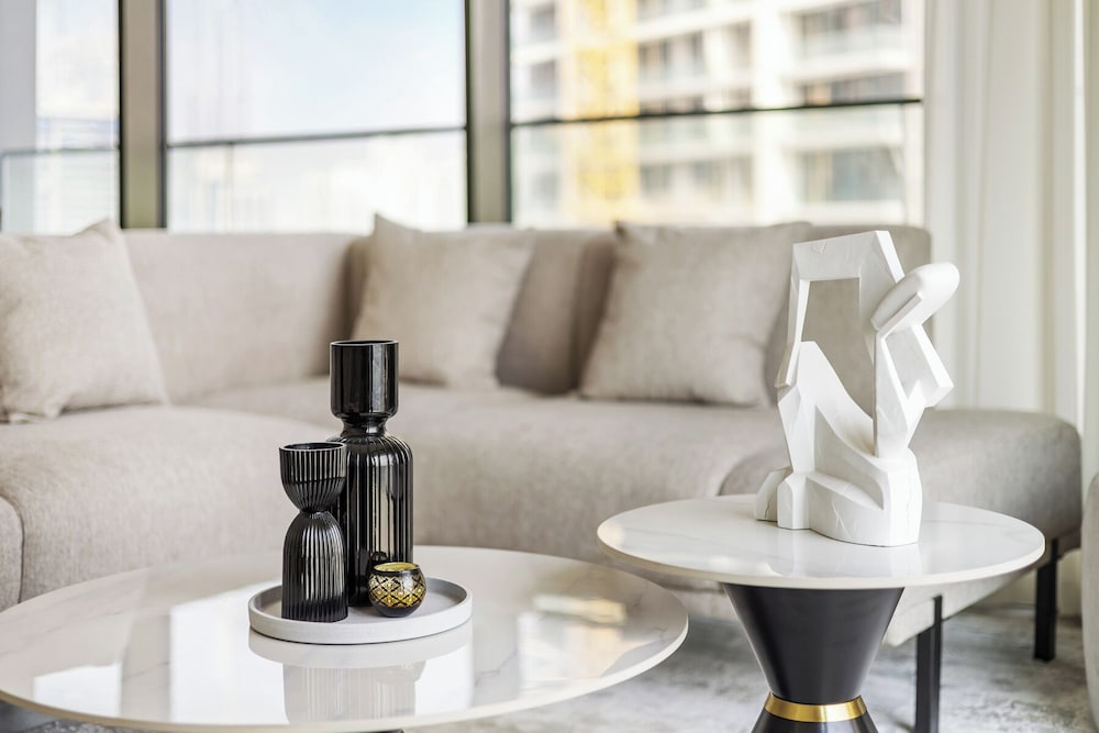 Elegant 3BR Canal & Burj Khalifa Views