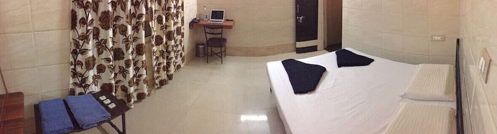 Hotel Lalitha Comfort