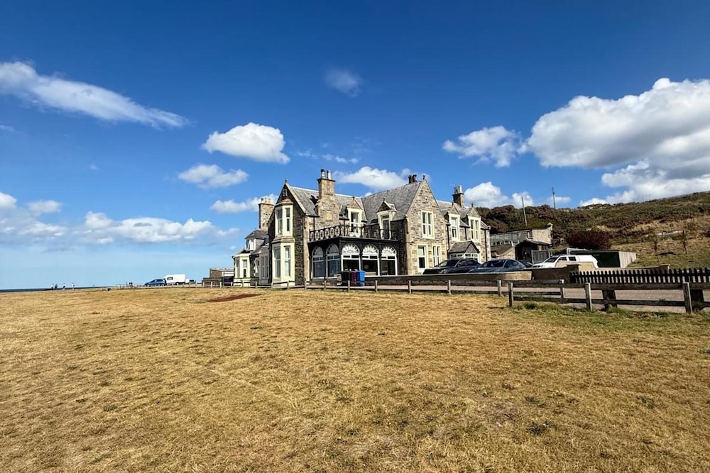 Strathlene House Retreat - 5 Bedrooms