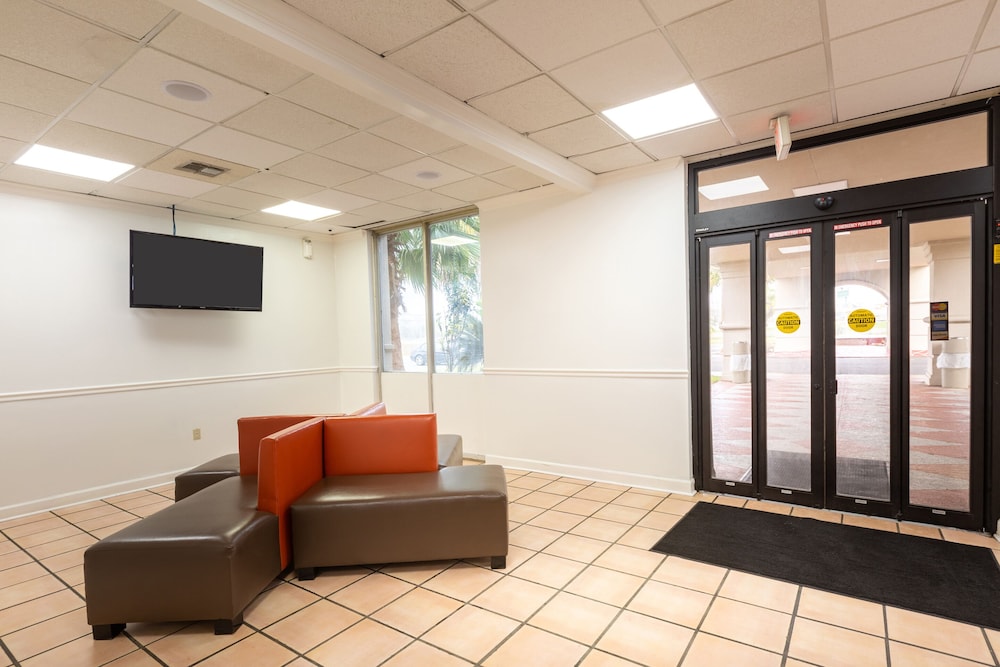 OYO Hotel Baton Rouge - Mead Rd Louisiana