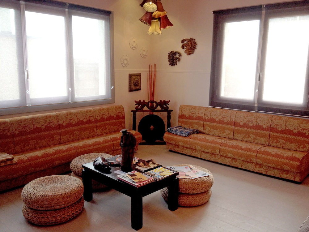 Ey Lisbon Hostel