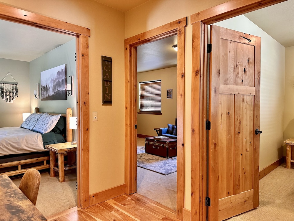 River Song Cabin 3 Bedroom Home