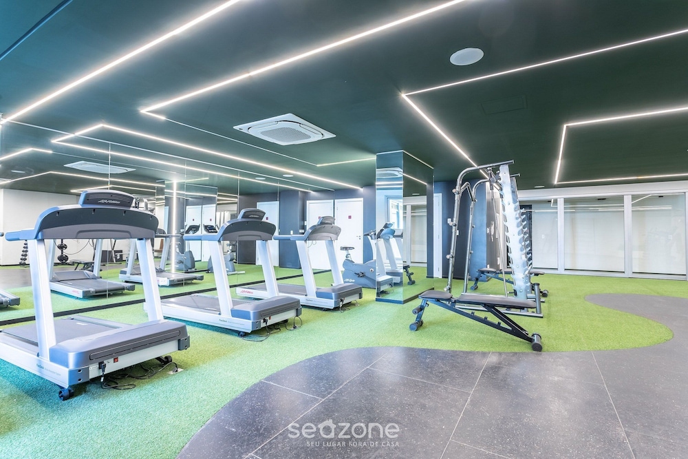 Studio 300m From the Indianopolis Metro Ois1003