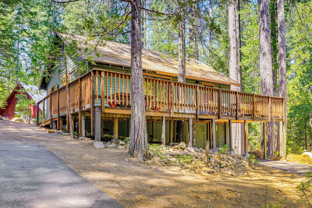 California Mountain Cabin w/ Lake Access & Deck! view 4