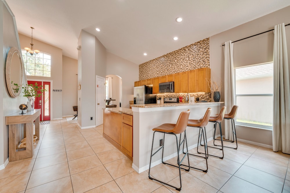 11 Mi to Disney: Home w/ Game Room & Heated Pool