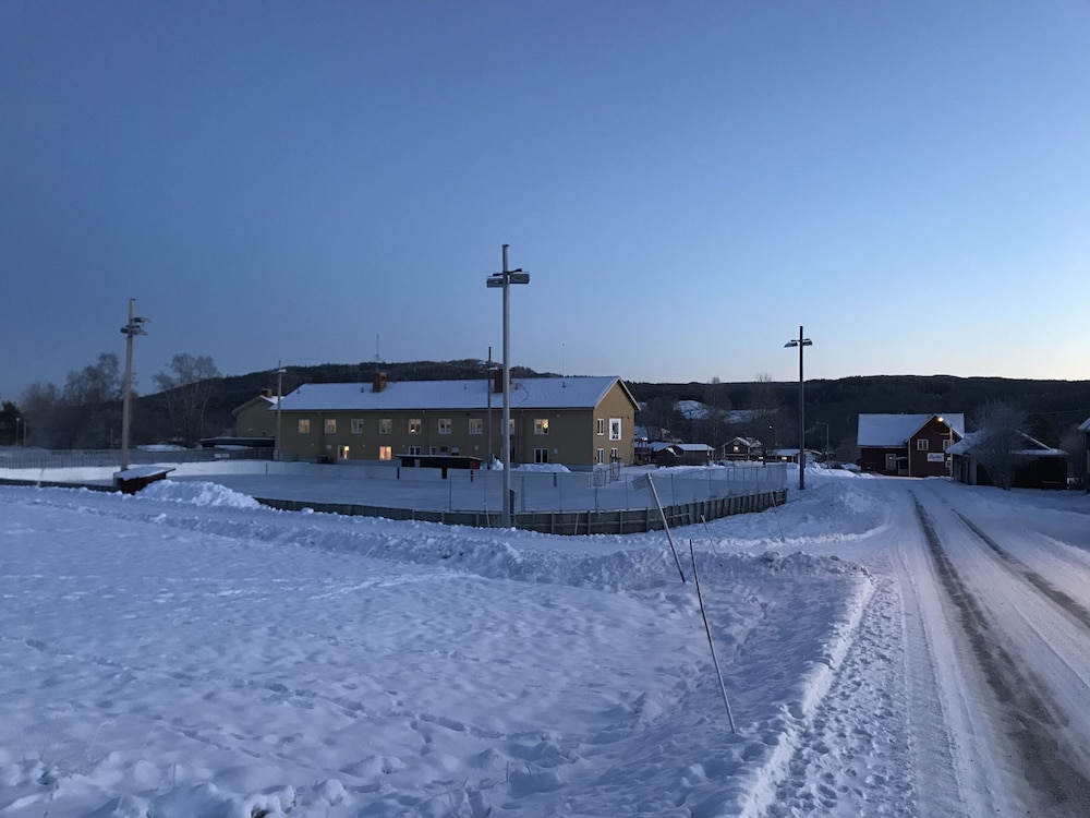 Photo 33