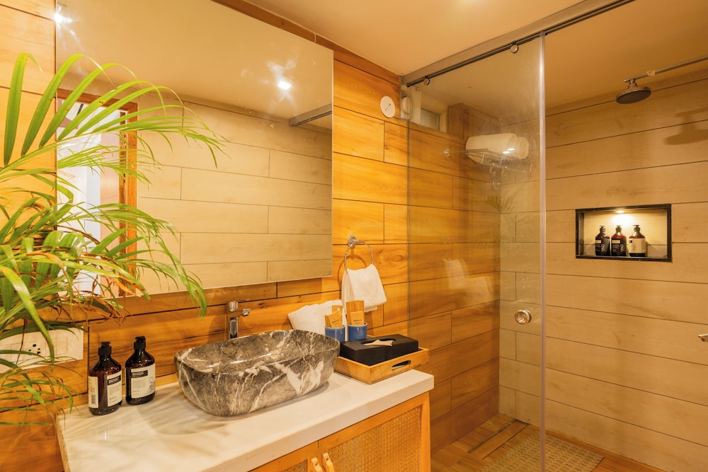 ELIVAAS House of Neptune 1 BHK Boutique