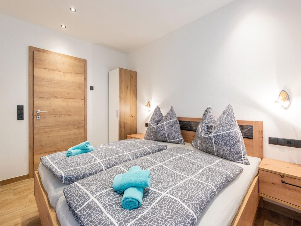 Apartment in Piesendorf Near Ski Slopes
