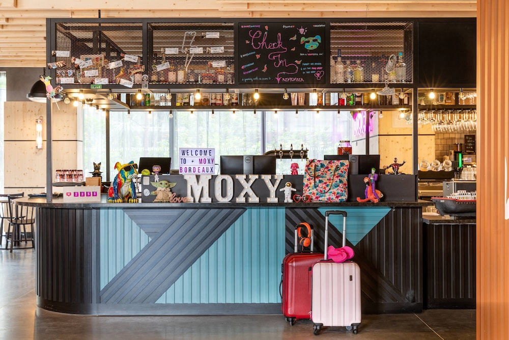 Hotel Moxy Bordeaux Hotel - Image 1