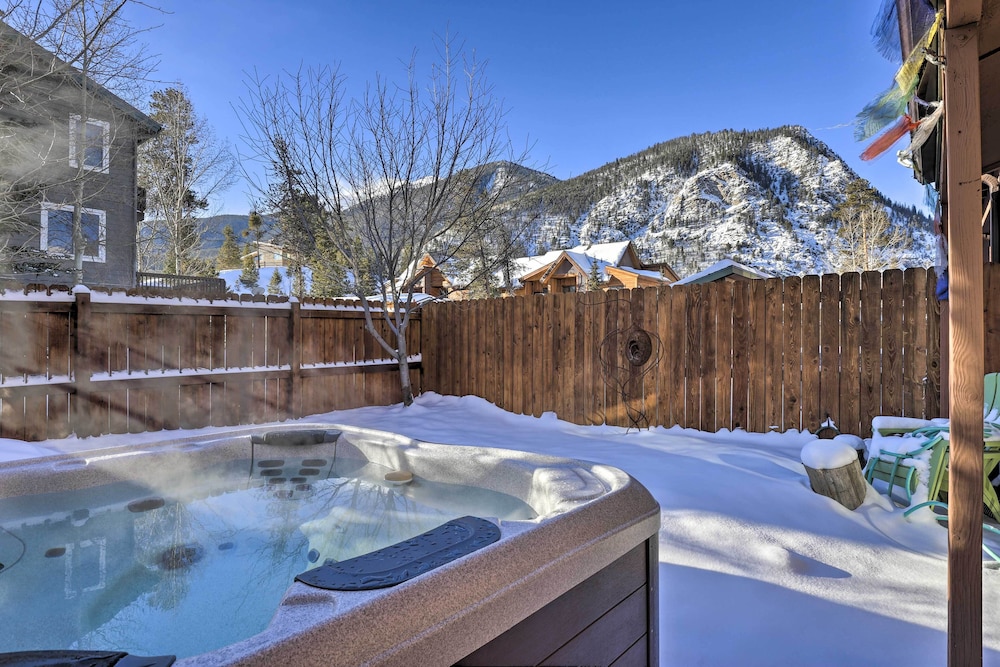 2 Mi to Ski Resort: Mountain Home w/ Hot Tub! view 5