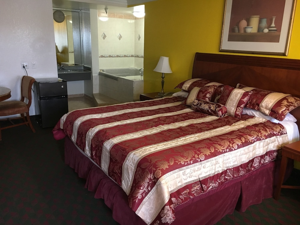 Starlite Motel - Property Image 40