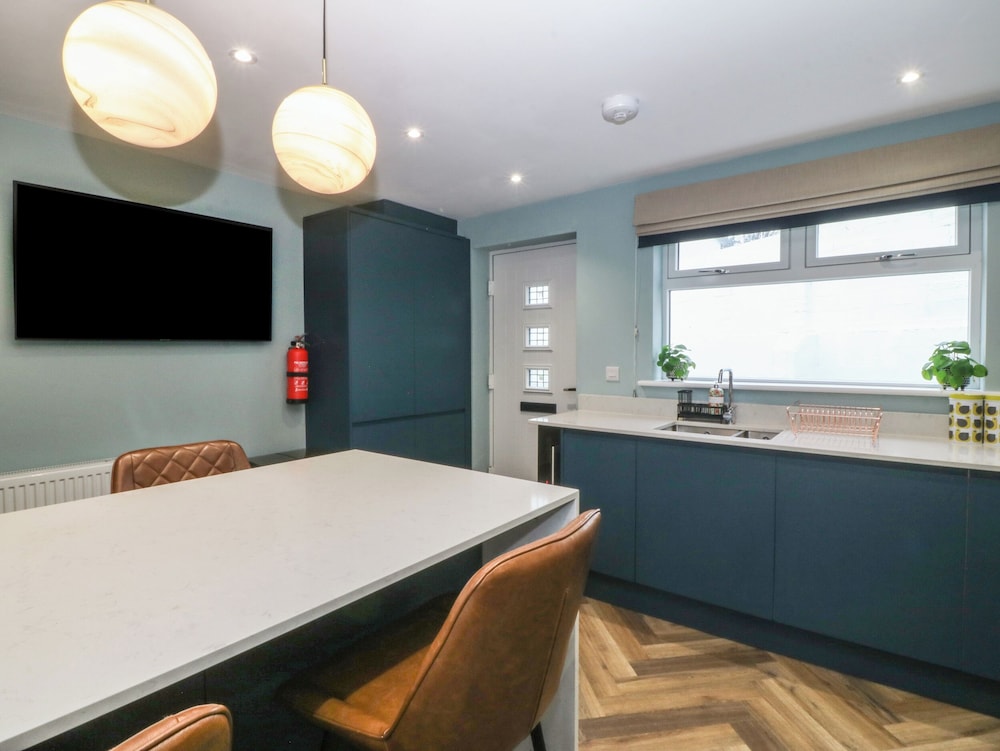 Trearddur House Cottage