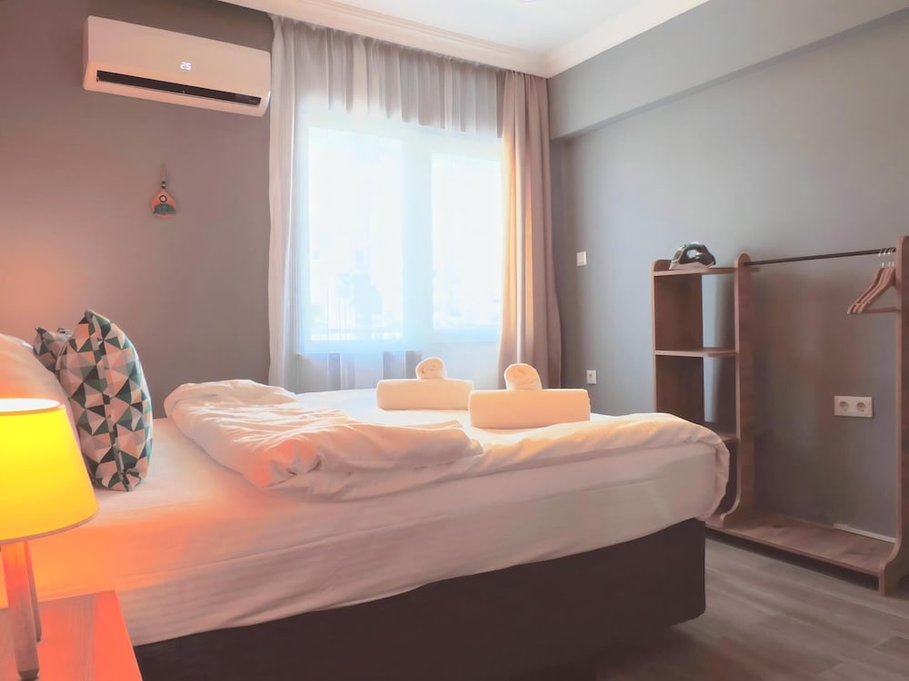 Centrally Located Flat 5 min to Ozdilekpark Mall