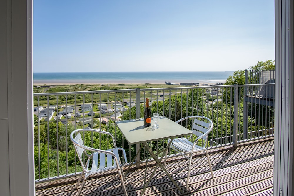 Caldey - 2 Bedroom Apartment - Pendine
