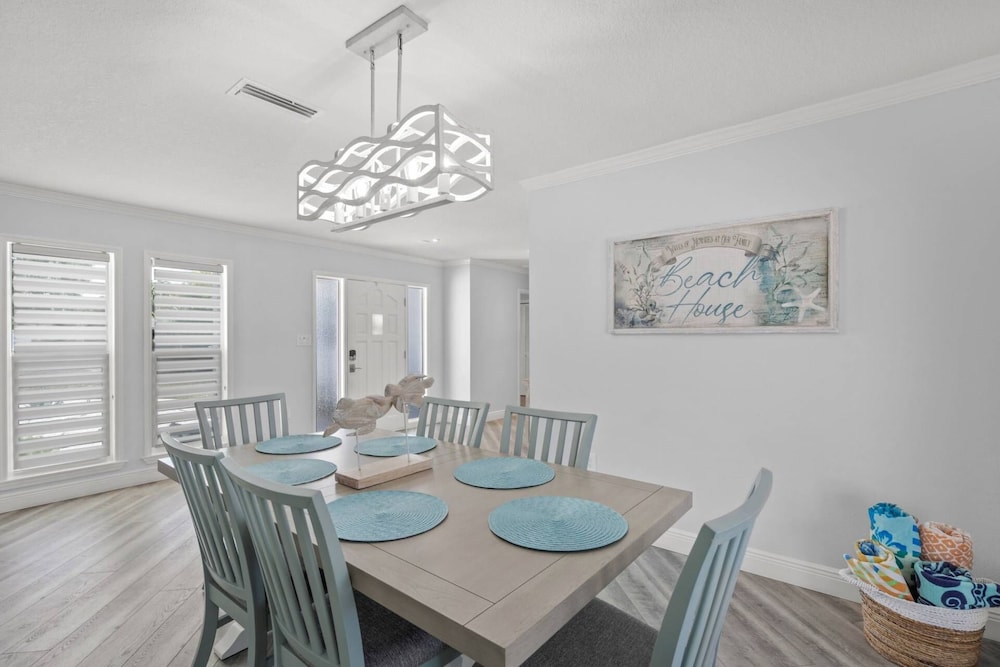 Silver Palm Retreat