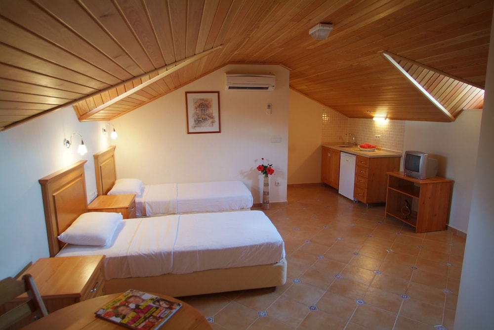 Sea Breeze Otel & Daireler - Image 55