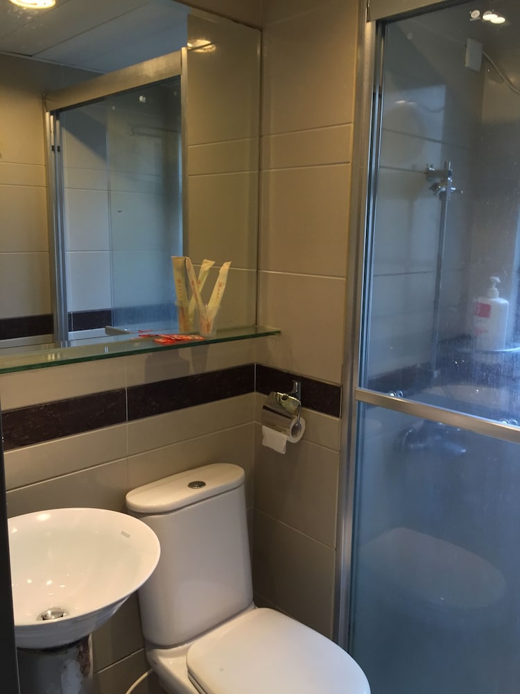 Rai Lei Hostel