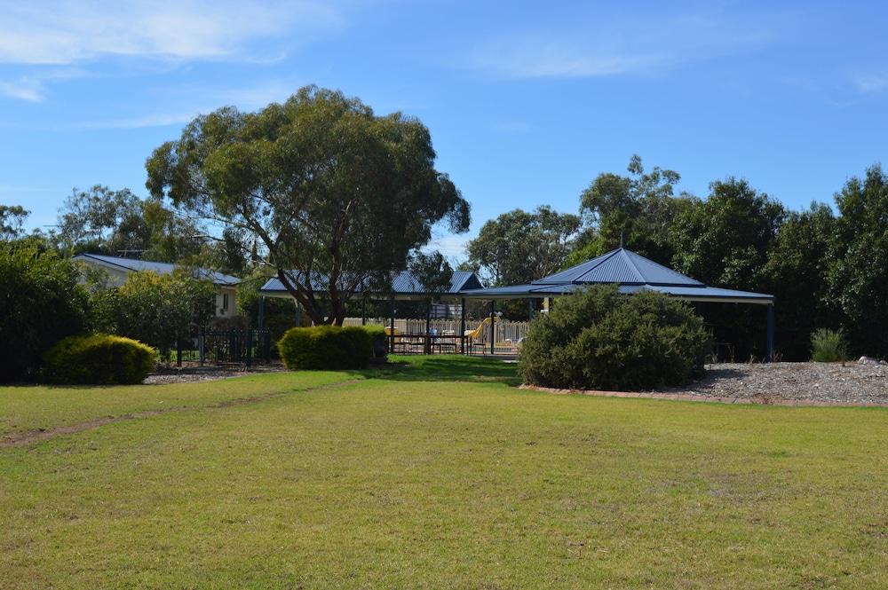 Woodbyne Resort