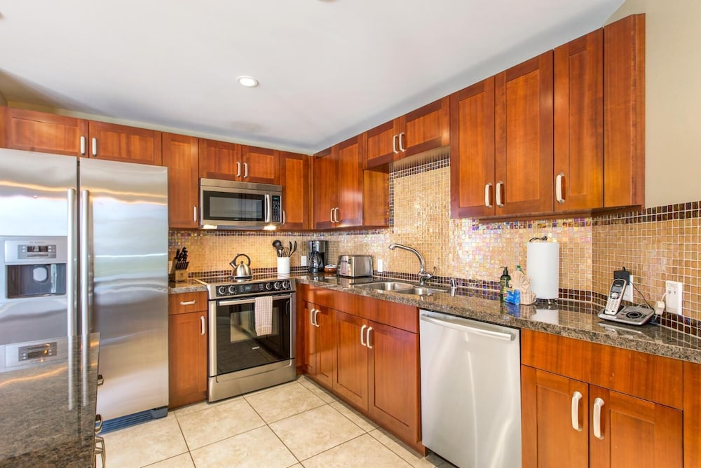 Honua Kai Hokulani 3 Free Rental Cars KBM Resorts Incredible Luxury 3 Units, 4 Bedrooms Ml-1676