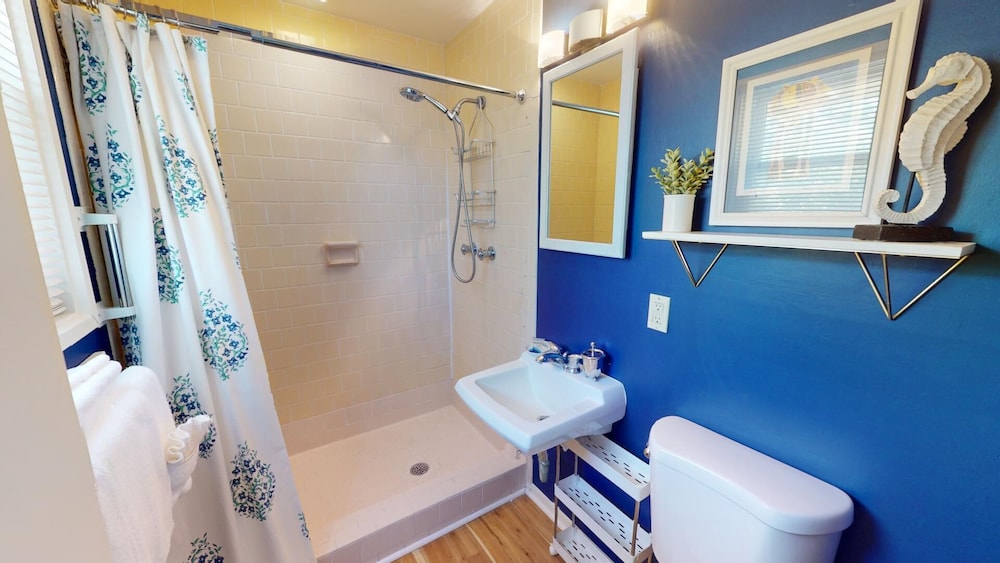 6 7th Street by Tybee Vacation Rentals