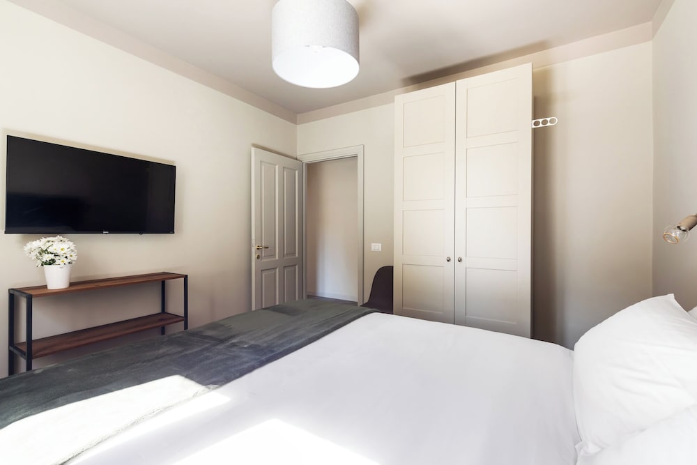 Vatican Lovely And New 2 Br Apartment